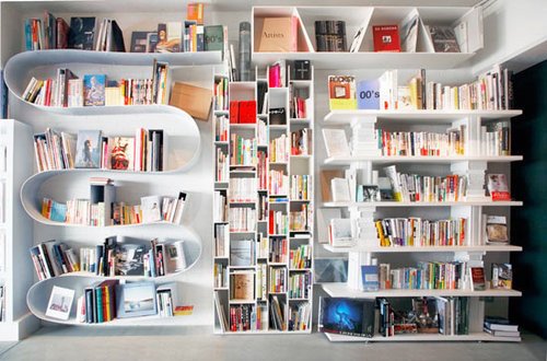 Bookshelf_14.jpg