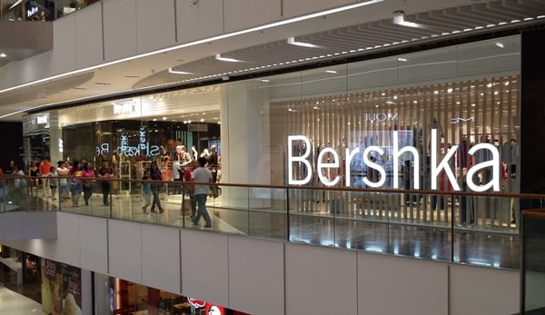 Bershka_in_SM_Aura_BGC.jpg