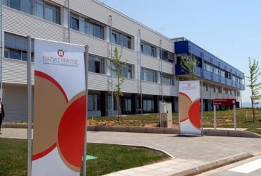 35 τεχνικοί στο εργοστάσιο της Παπαστράτος