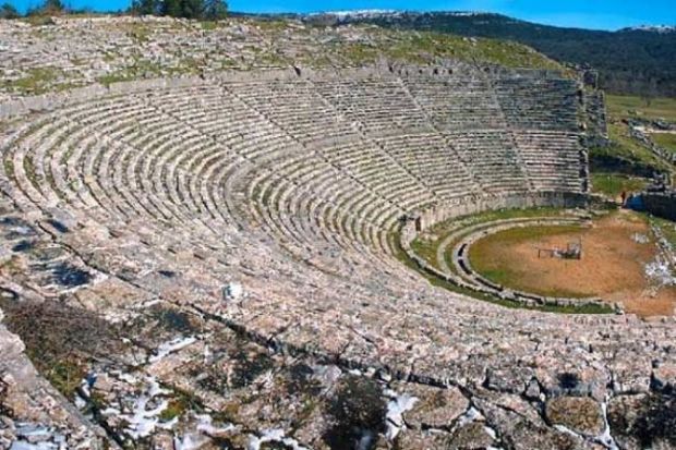 -ΑΡΧΑΙΟ-ΘΕΑΤΡΟ.jpg