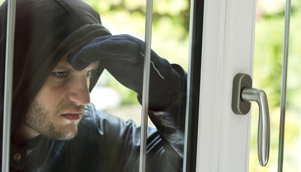 thehomeissue_burglar-1024x585.jpg