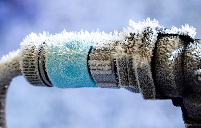 Icy-Pipe.jpg