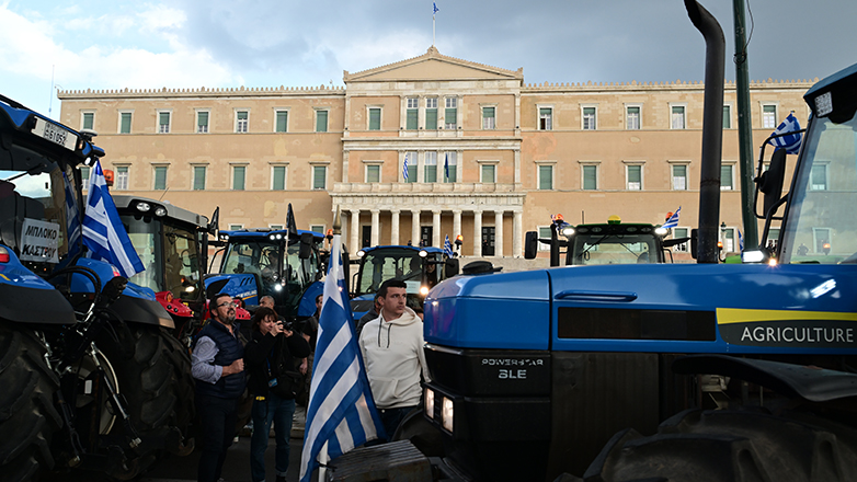 agrotes_syntagma2_mesa_210224.jpg