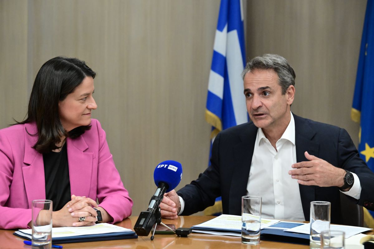 mitsotakis-keramews-ypourgeio.jpg