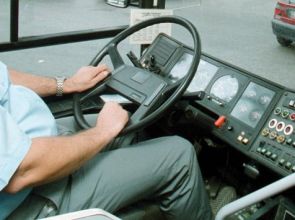 ΟΣΥ: Προκήρυξη για 290 νέους οδηγούς λεωφορείων